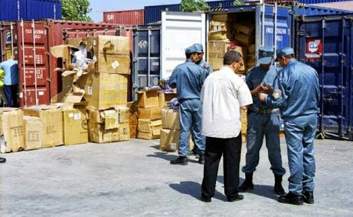 Port d&rsquo;Oran : Près de 10.500 vêtements usagés saisis en 1 mois