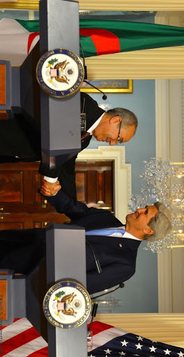 Quand Kerry taquine Lamamra sur l’élimination des Verts en Coupe du Monde 2010