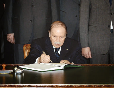 Spéculations sur le contenu de la nouvelle constitution, Bouteflika n’a pas dit son dernier mot