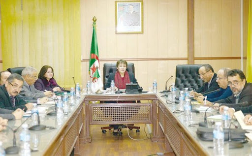 Une commission pour la révision du statut particulier