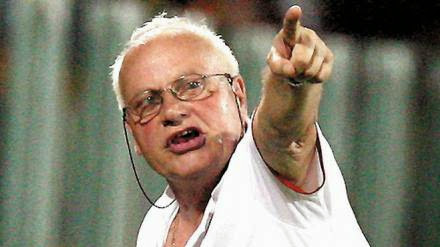 USMA/ Pfister Pfister tire sur les supporters ! «Au lieu de les soutenir, ils insultaient les joueurs»