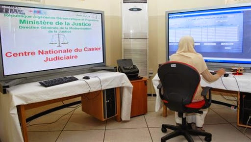 Casier judicaire et certificat de nationalité signés électroniquement: retrait en vigueur à Metz,Tunis et Barcelone