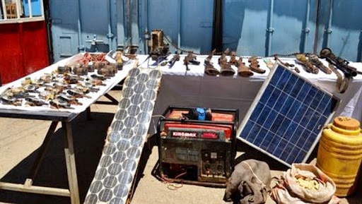 Deux abris contenant un important arsenal militaire découverts par les forces de l&rsquo;ANP à Bouira