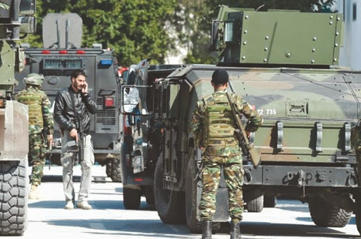 Fusillade dans une caserne au cœur de Tunis, Tunisie : sept militaires tués