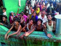 Indonésie : scènes de carnage à bord d&rsquo;un bateau de migrants