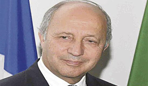 Laurent Fabius l’a confirmé hier, François Hollande prochainement à Alger