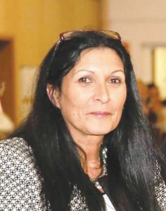 Le Figaro qualifie les terroristes de « militants », la députée Chafia Mentalecheta s’insurge