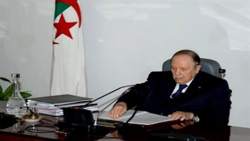 Le président Bouteflika signe 6 décrets portant ratification de plusieurs accords
