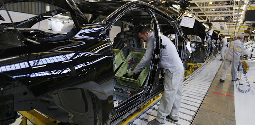 L’usine Renault recrute une deuxième équipe pour accélérer la cadence de production