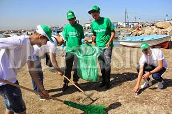 Opération ports et barrages bleus, Des détritus plein les filets