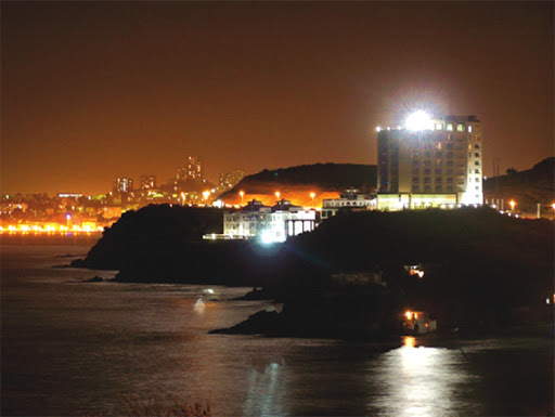 Annaba se réveille la nuit