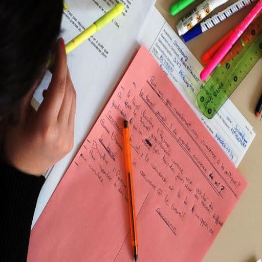 Bac 2015: des candidats libres arrêtés par la gendarmerie pour publication de sujets