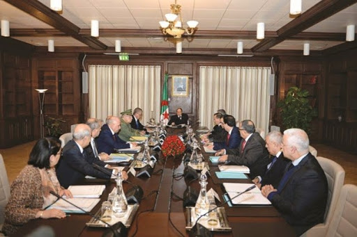 Le Ramadhan 2015 intervient après des semaines d’agitation, Place à la «trêve» politique