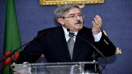 Ouyahia : « Je salue le DRS, je salue Toufik »