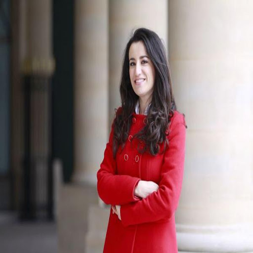 Une algérienne porte-parole du parti de Sarkozy