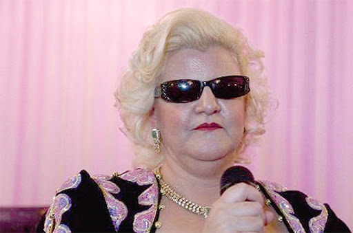 Une ouverture avec Naïma