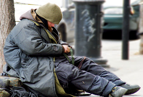300.000 malades mentaux errent dans les rues d’Algérie, selon le professeur Mohamed Tedjiza