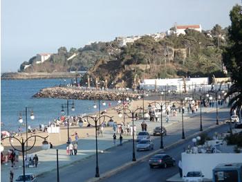 Annaba, Les charmes discrets de la corniche