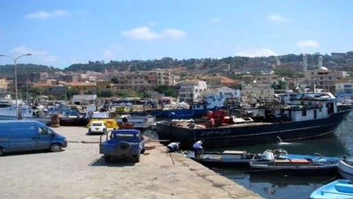 Catastrophe écologique sur la Baie de Bousmail: des mesures d&rsquo;urgence pour endiguer ce phénomène