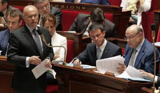 Droit des étrangers en France: la réforme ne concerne que partiellement les Algériens