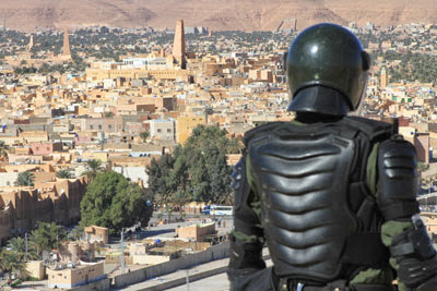 En lien avec les derniers événements, deux individus activement recherchés ont été arrêtés à Ghardaïa