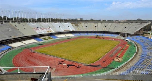 La rénovation du stade du 5-juillet résoudra-t-elle le phénomène de violence dans les stades de la capitale ? : Il était une fois le temple olympique d’Alger !