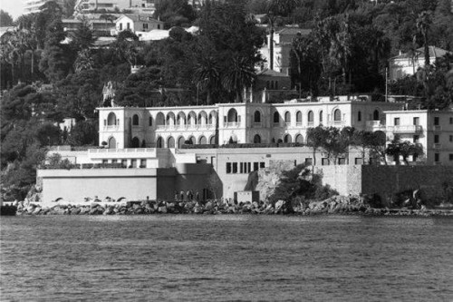 Le roi d’Arabie saoudite voulait privatiser une plage en France, tollé des habitants et de la mairie