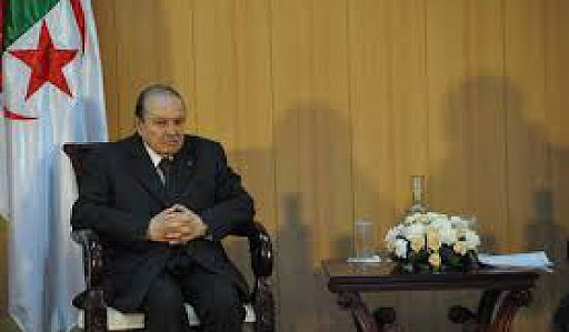 Les chimères et les propensions monarchiques de Bouteflika