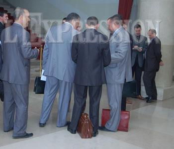 Les organismes publics budgétisés et sans obligation de résultats pullulent, Les « profiteurs » de la République