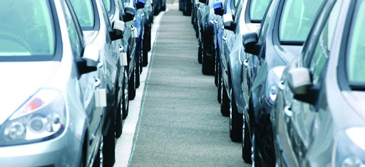 L’Etat resserre l’étau, Les concessionnaires automobiles dans l&rsquo;oeil du cyclone