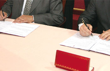 Nouvelle rÉglementation des marchés publics : Sécurité juridique des acteurs et simplification des procédures