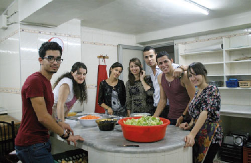 Quand la jeunesse lance un « iftar » économique et écologique : Le « Chaâbi Ftour », un dîner sans gaspillage