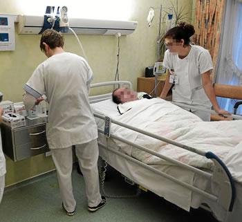 Rénover un hôpital gratuitement : Le défi d’une mère reconnaissante!