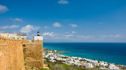 Tunisie / Un texte est en discussion :Pardonner les faits de corruption ?