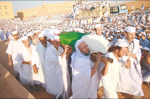 Une foule nombreuse a accompagné les victimes à leur dernière demeure,  Ghardaïa enterre ses morts dans le calme