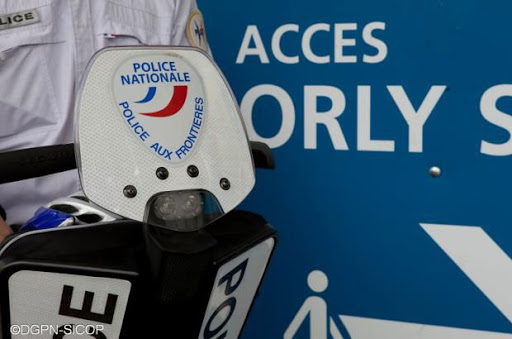 Voyage des algériens vers la France Les passeports biométriques ne seront pas obligatoires