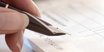 Algérie: paiement par chèque bancaire obligatoire pour certains achats