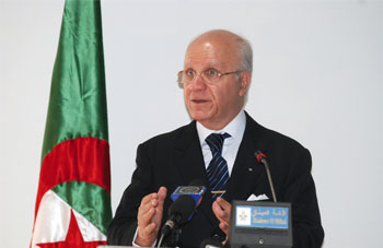 Algérie – UA : M. Medelci reçoit la commissaire aux Affaires politiques de l’Union africaine