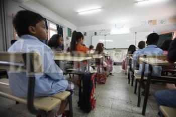 Alors que son  application n&rsquo;est pasobligatoire, Le préscolaire divise l&rsquo;école