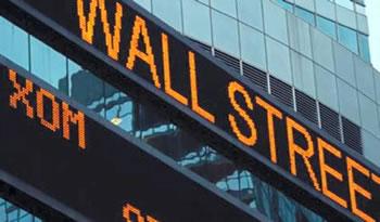 Après le coup de froid subi par les marchés financiers, Dans la tempête, les marchés continuent de s&rsquo;en remettre aux banques centrales