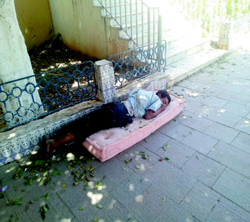 Arzew, Livrés à eux-mêmes et ne bénéficiant d’aucune prise en charge sanitaire, Les malades mentaux de plus en plus nombreux