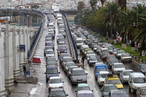 Circulation routière, Les embouteillages calvaire des usagers de la route au quotidien