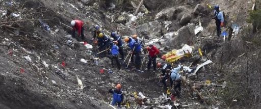 Crash Germanwings: les pilotes de Lufthansa contre le duo en cabine