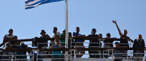 En mer Egée, des adversaires syriens sur le même bateau