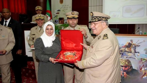 Gaïd Salah préside la cérémonie de remise du Prix de l&rsquo;ANP pour la meilleure œuvre scientifique, culturelle et médiatique