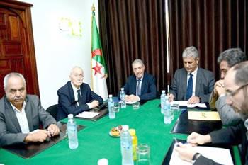 La cnltd s’est réunie lundi dernier au siège du PJD,L’opposition se cherche un chef