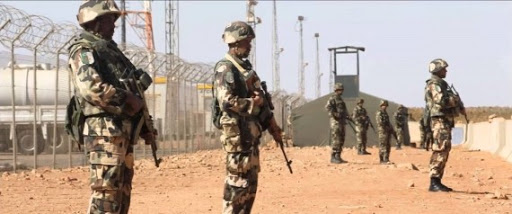 L’Algérie prévoit de rouvrir ses frontières avec la Libye, 20.000 Libyens interdits d’entrée