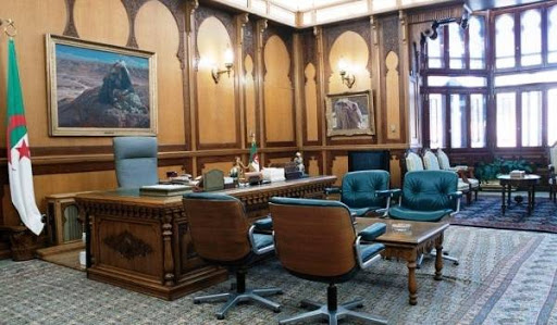 Le départ du clan au pouvoir : une nécessité pour toute relance