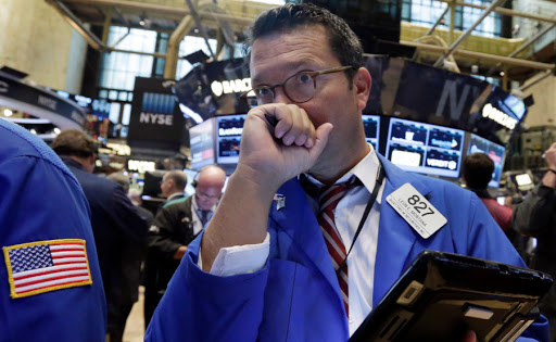 Le prix du baril va continuer à baisser jusqu&rsquo;à fin 2016 sans aller « sous les 40 dollars », selon Abdelmadjid Attar