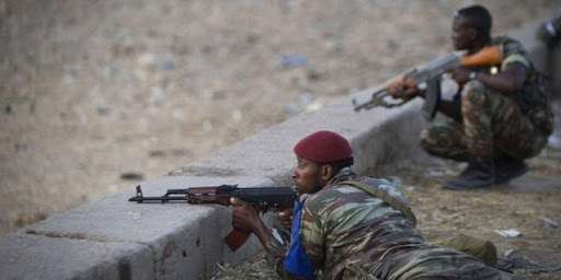 Mali/prise d&rsquo;otage: douze personnes tuées dont un Sud-Africain